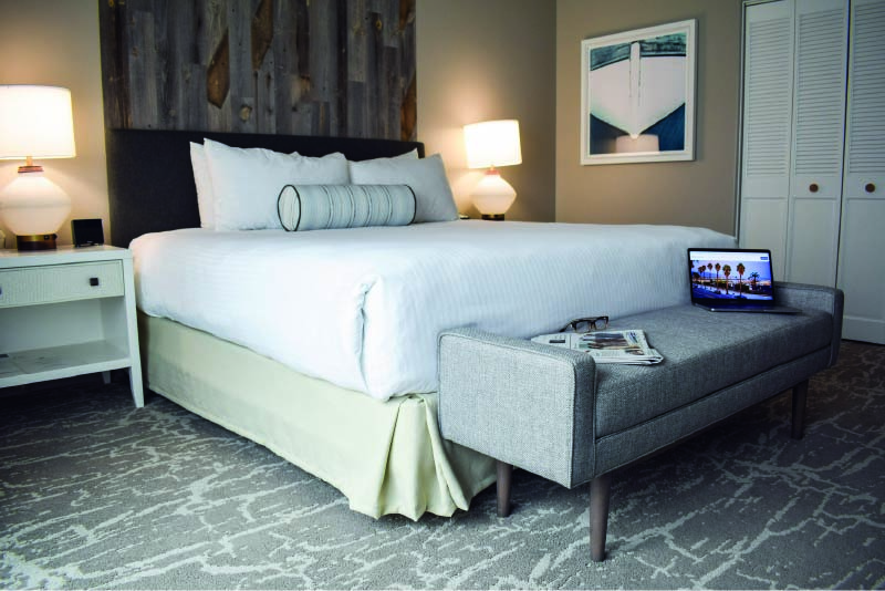 1 King Mobility access